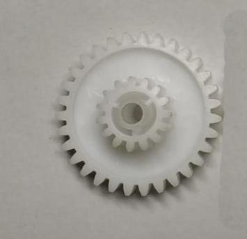 CORONA MEDIANA SIGMA ANTIGUA  6,7 CM.